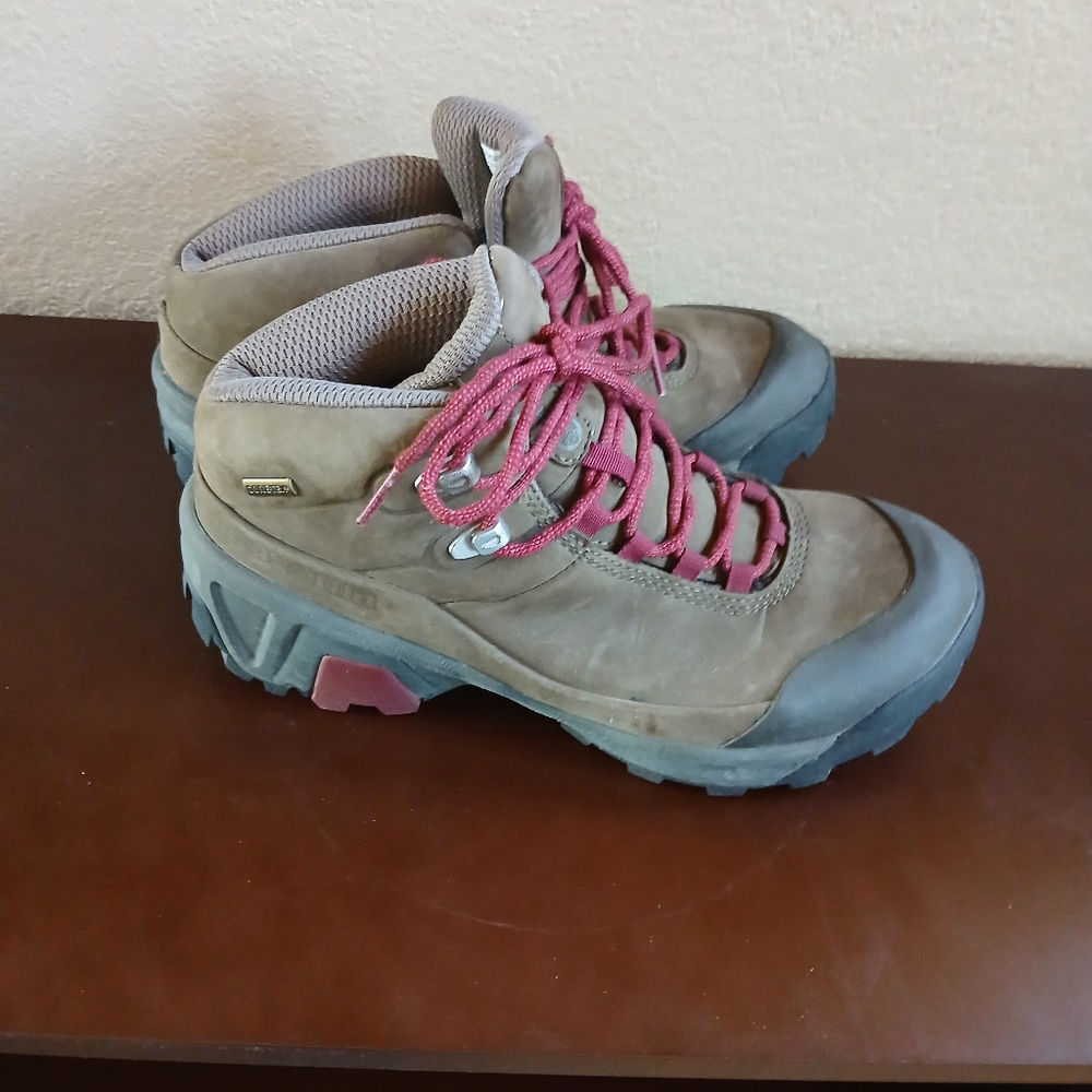 Patagonia P26 Gore-Tex Hiking Boots